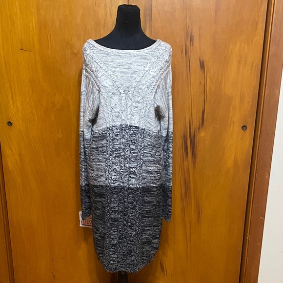 Old Navy Gray Long Sleeve Cable Knit Sweater Dress Ombre Striped Fall Winter - Picture 1 of 8